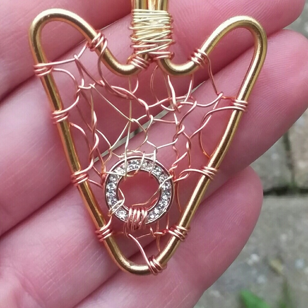 Arrowhead shaped dreamcatcher